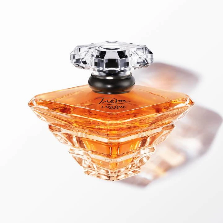 072025-LAC-tresor-eau-de-parfum.webp