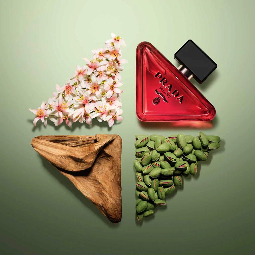 Prada Paradox radical essence 